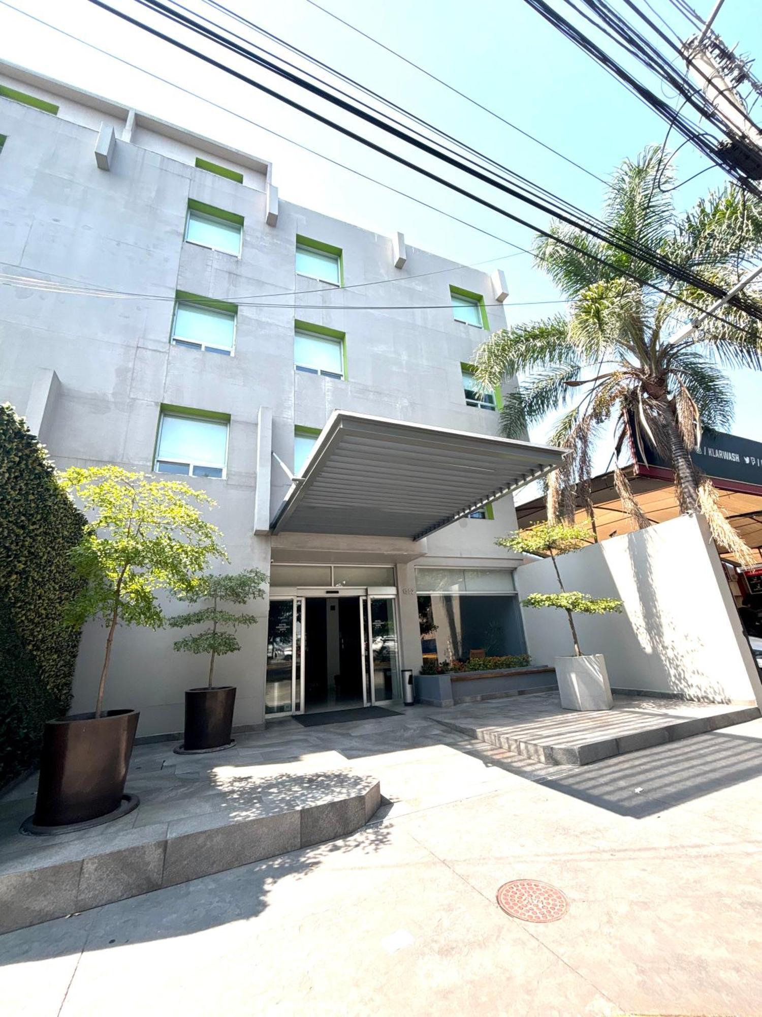 Hotel Arboledas Expo Guadalajara Zewnętrze zdjęcie